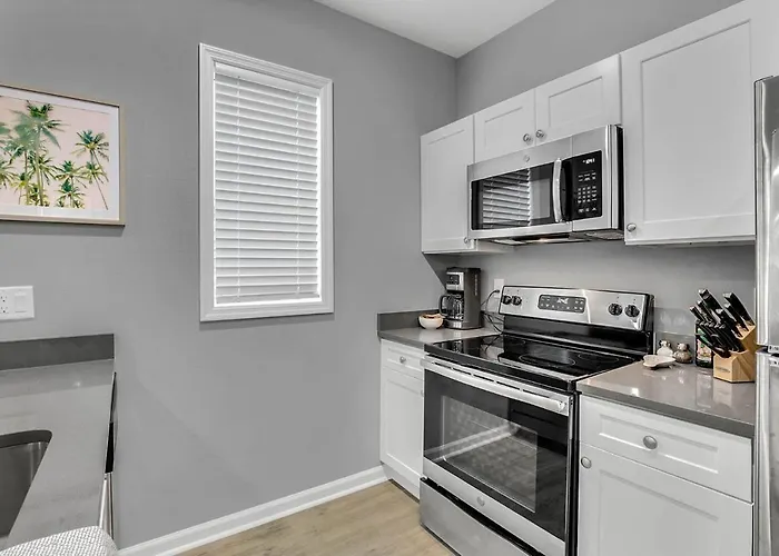 New 1/1 :Loft Minutes From Heart Of Tampa -Unit C